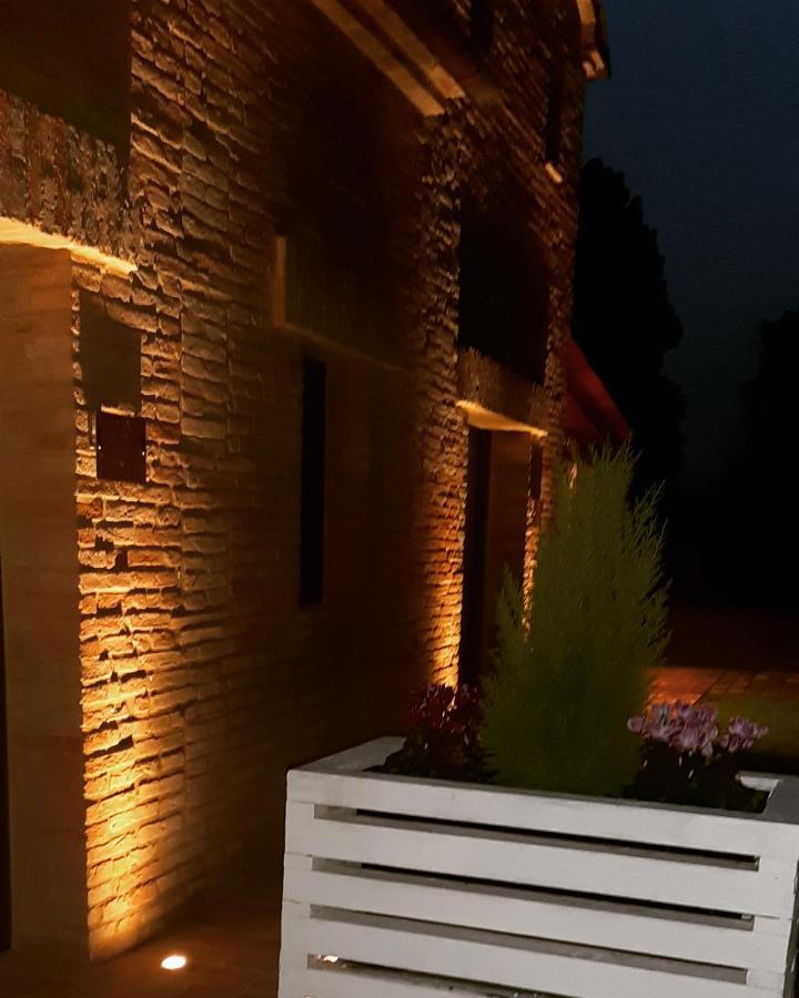 B&B Il Fienile Del Borgo Jesi Kültér fotó